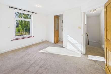Two Waters Road, Apsley, Image 9