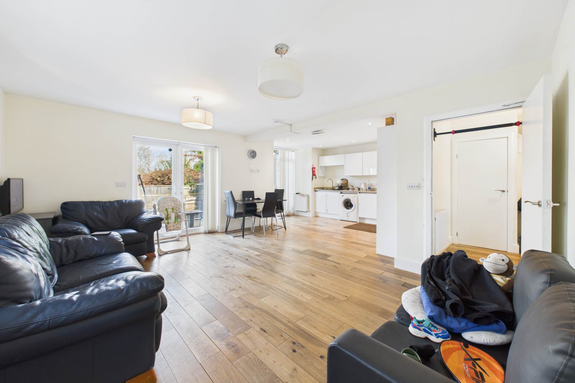 37 ADEYFIELD ROAD - 4 BED DETACHED -, Image 4