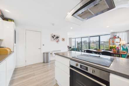 Property For Sale Swan Court., Hemel Hempstead