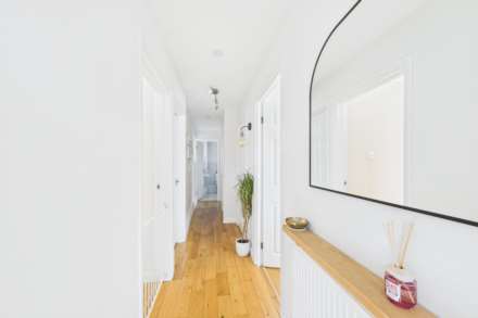 Bennetts End Road, Hemel Hempstead, Image 2