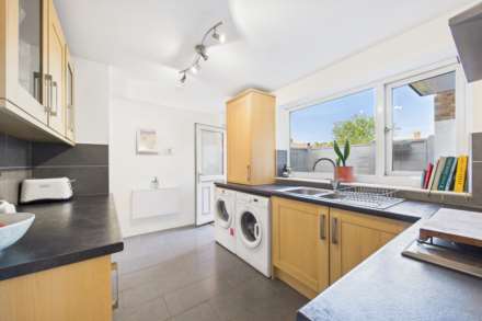 Bennetts End Road, Hemel Hempstead, Image 4