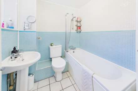 Bennetts End Road, Hemel Hempstead, Image 8