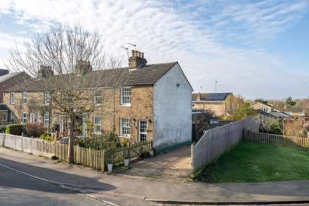 Green Lane, BOVINGDON, Image 1