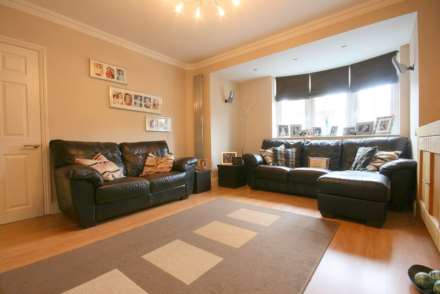 SUPERB 3 BED SEMI IN HEART OF BOXMOOR, Image 8