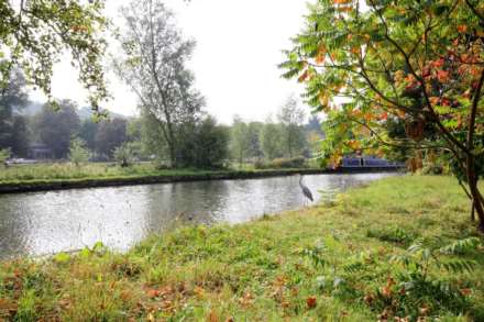 River Park, Boxmoor, Image 8