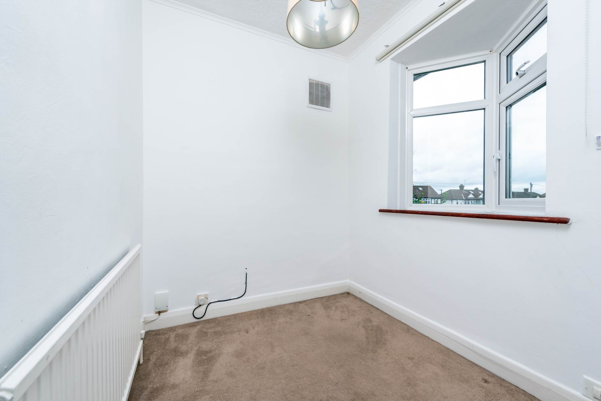 Aragon Road, Morden, Image 11