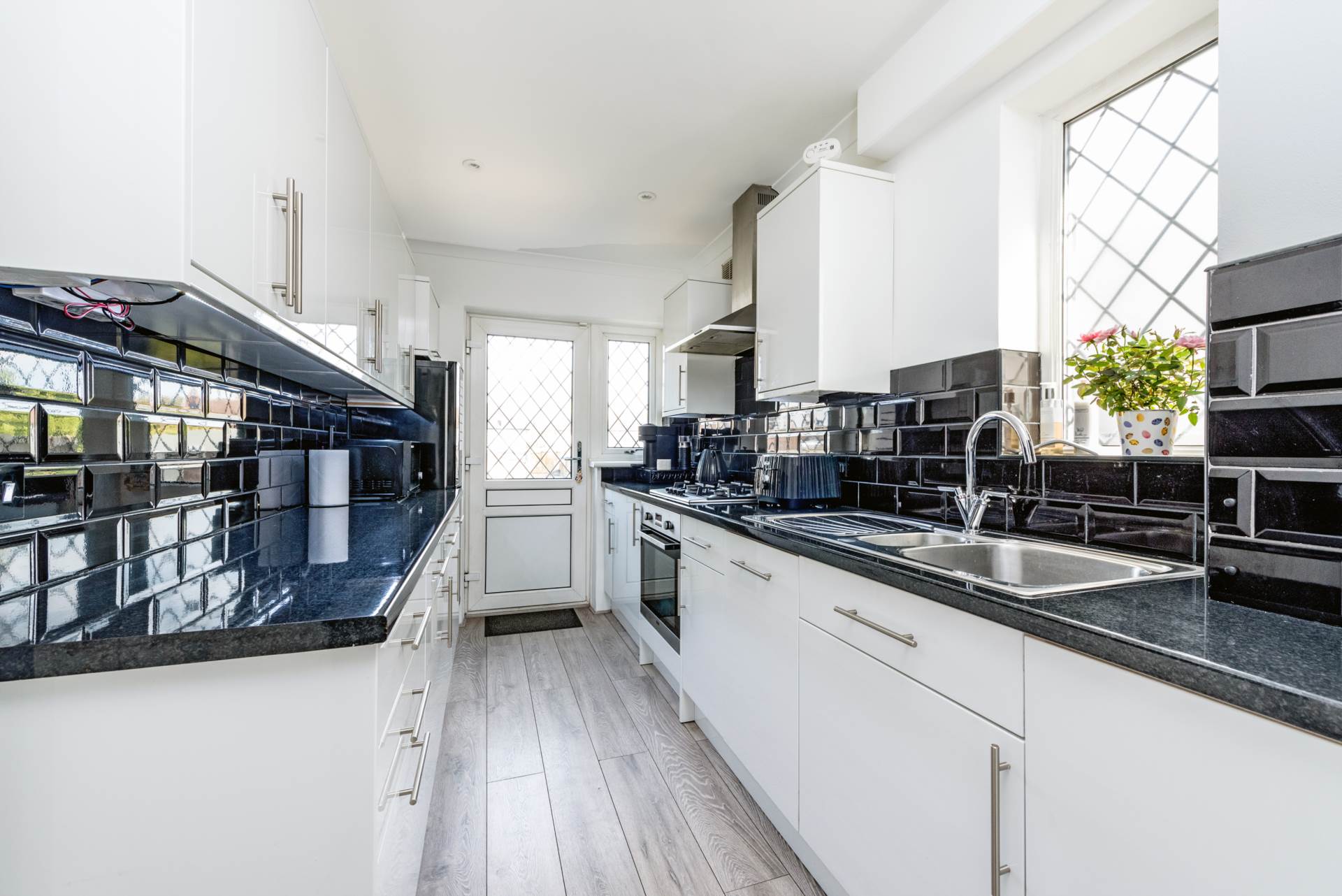 Tudor Drive, Morden, Image 4