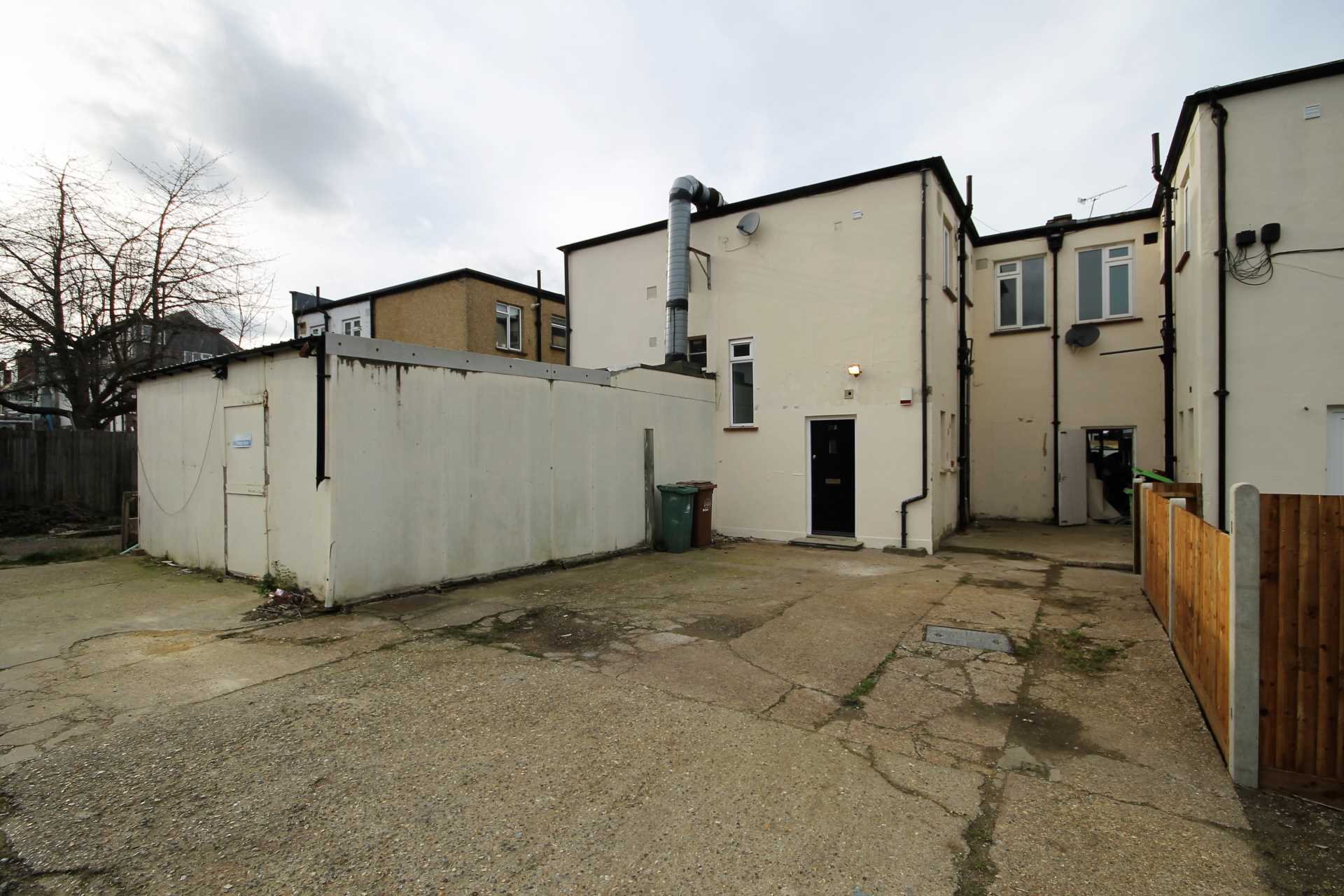 Stonecot Hill, Sutton, Image 9