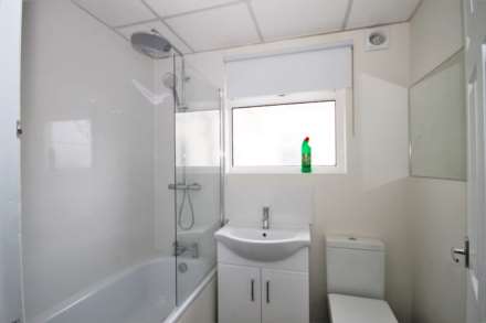 Stonecot Hill, Sutton, Image 6