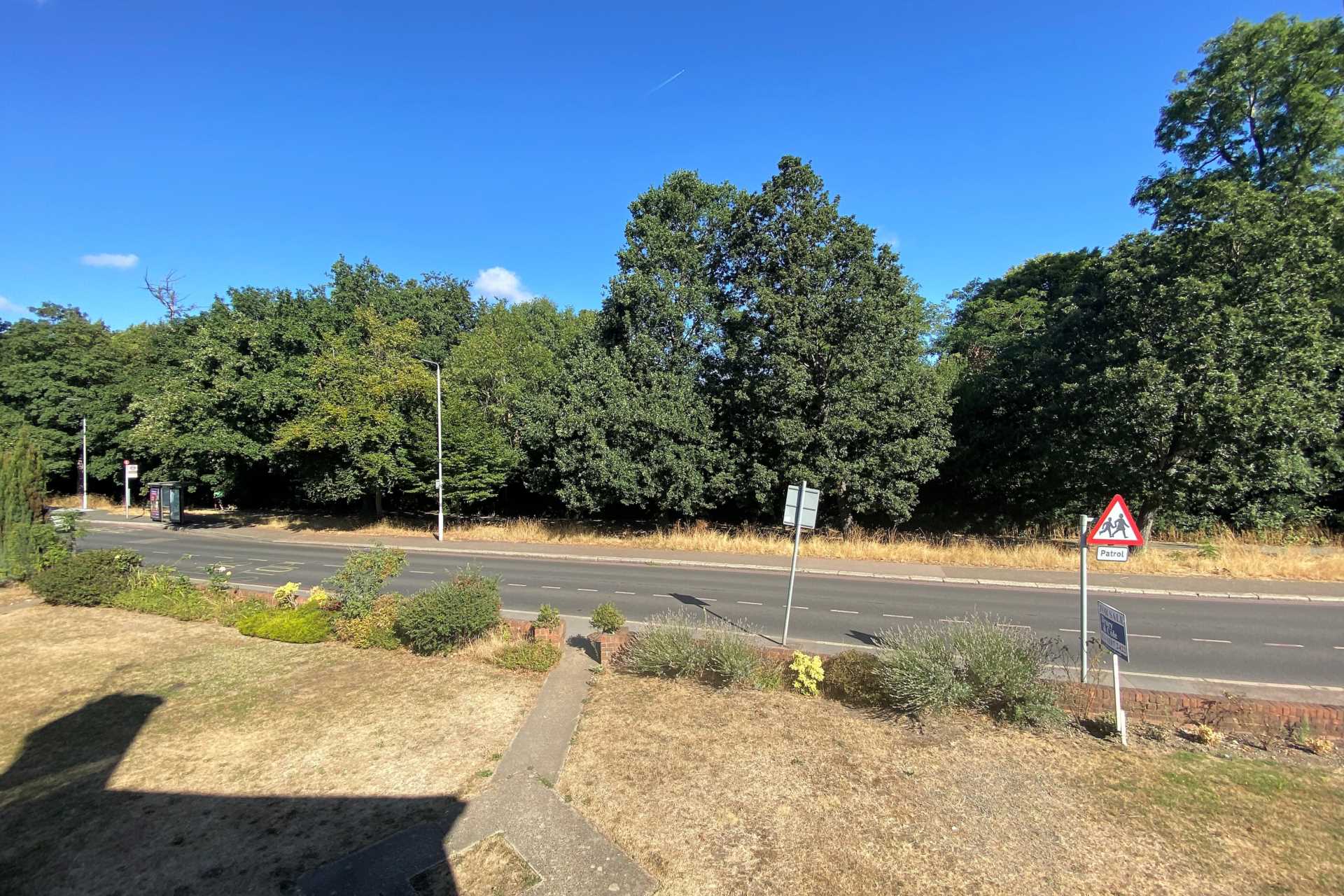 Ewell Road, Cheam Village, Image 4