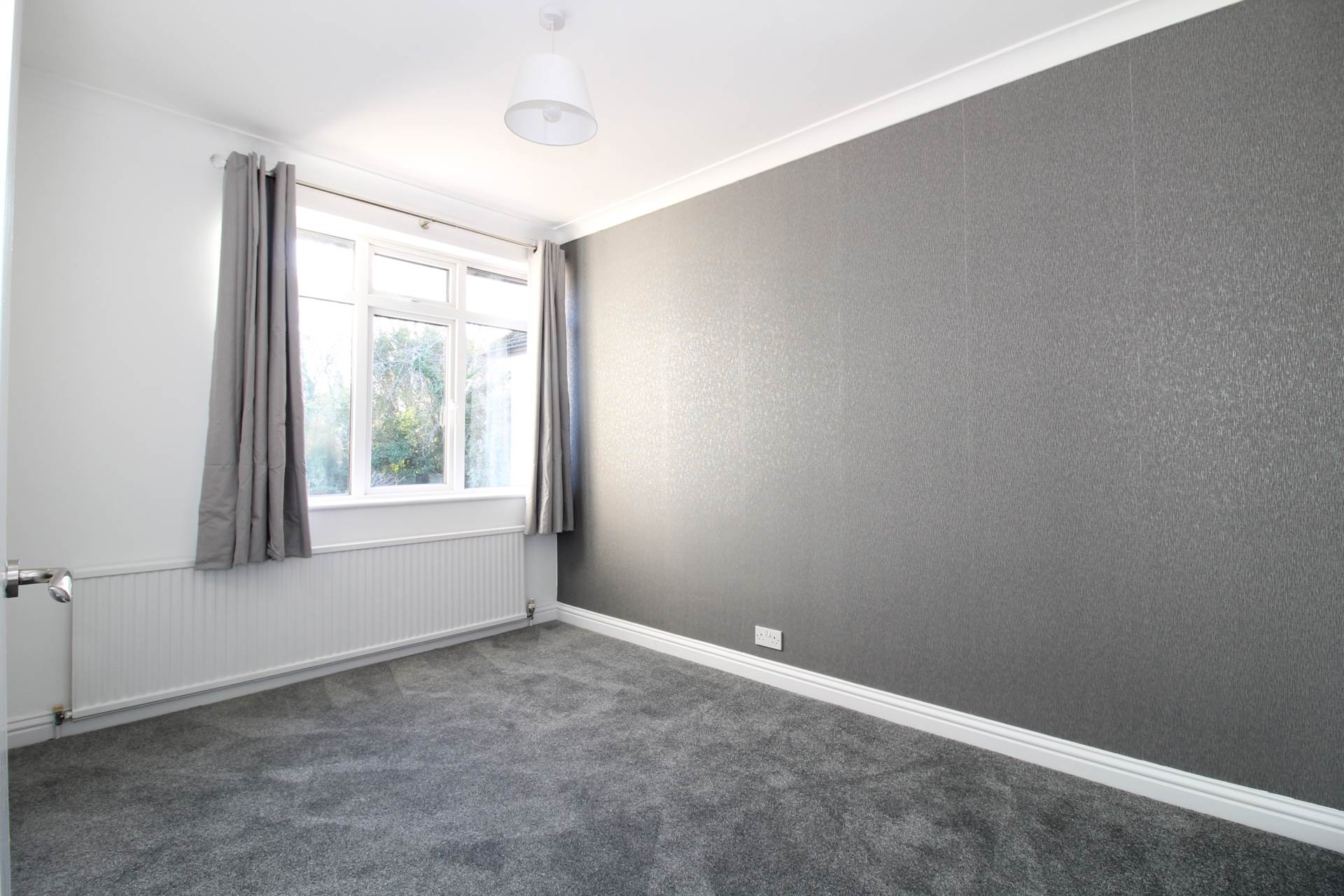 Ewell Road, Cheam Village, Image 6