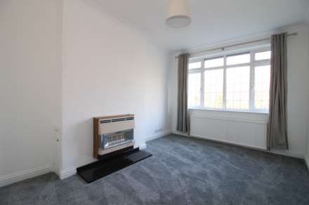 Ewell Road, Cheam Village, Image 2