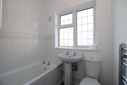 Ewell Road, Cheam Village, Image 7