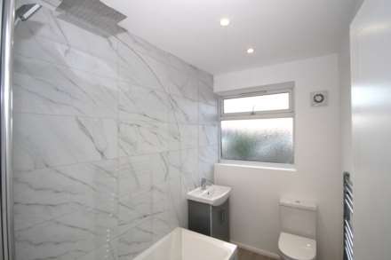 Tudor Drive, Morden, Image 10
