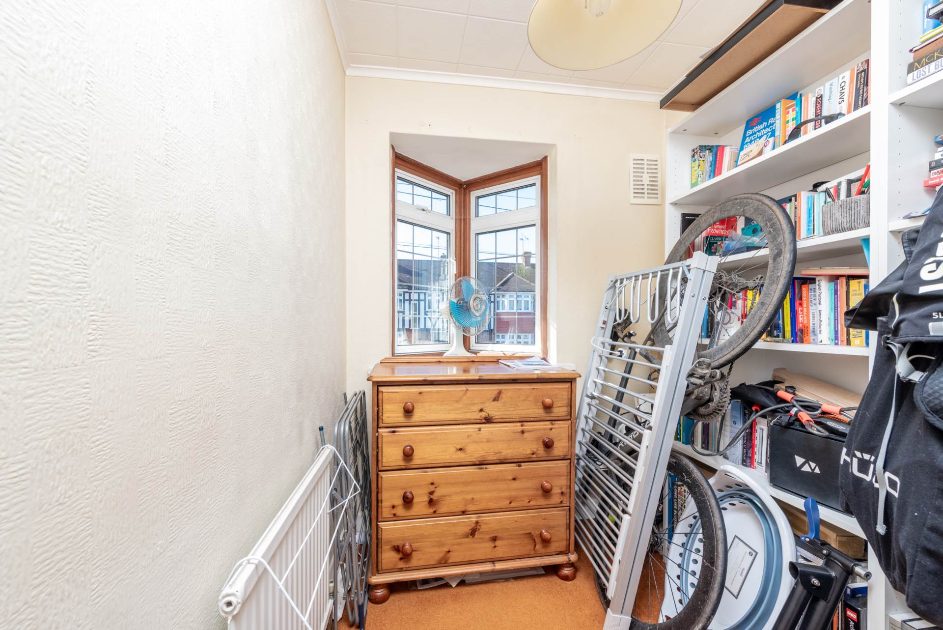 Wolsey Crescent, Morden, Image 8