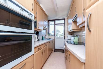 Wolsey Crescent, Morden, Image 4