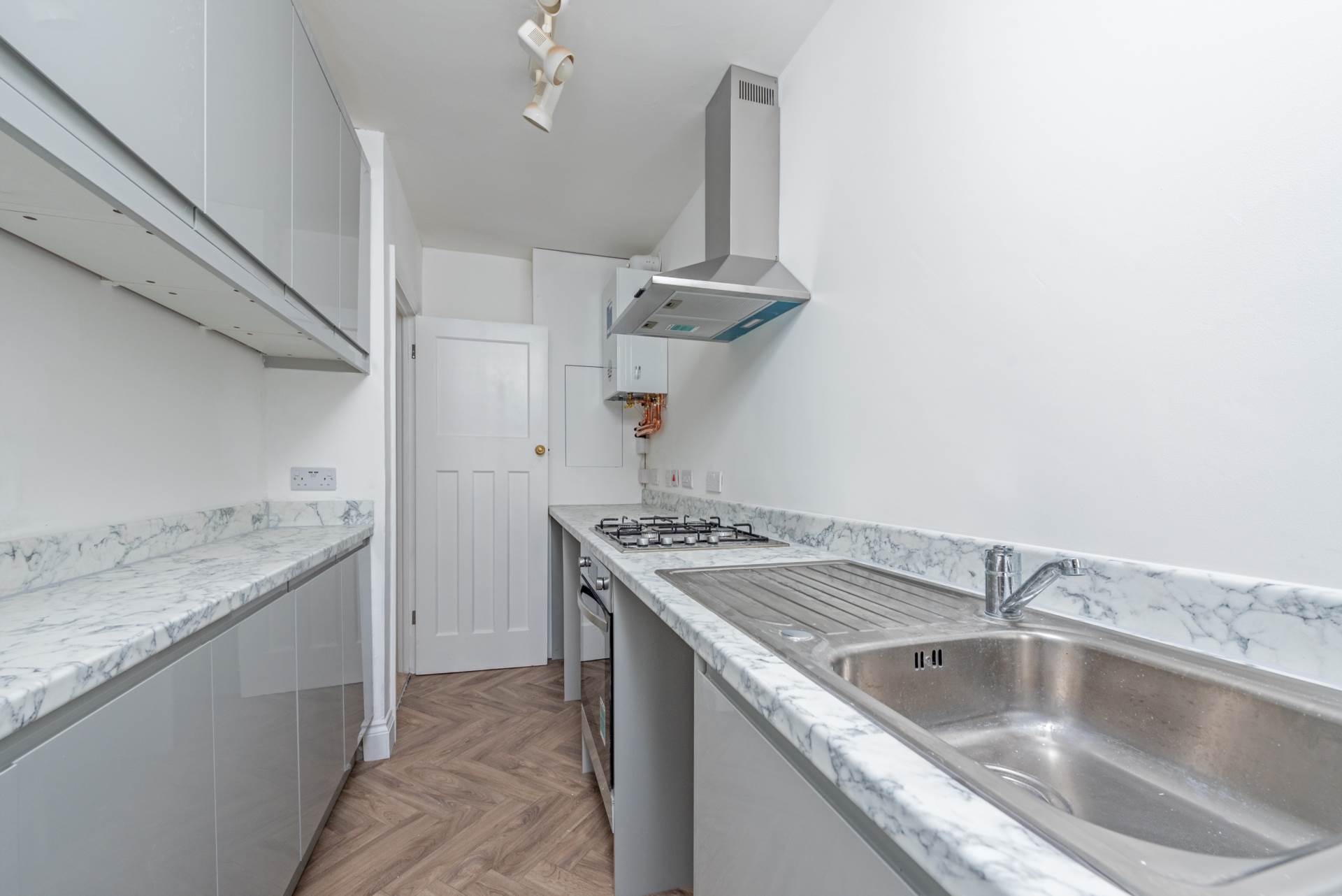 Tudor Drive, Morden, Image 3