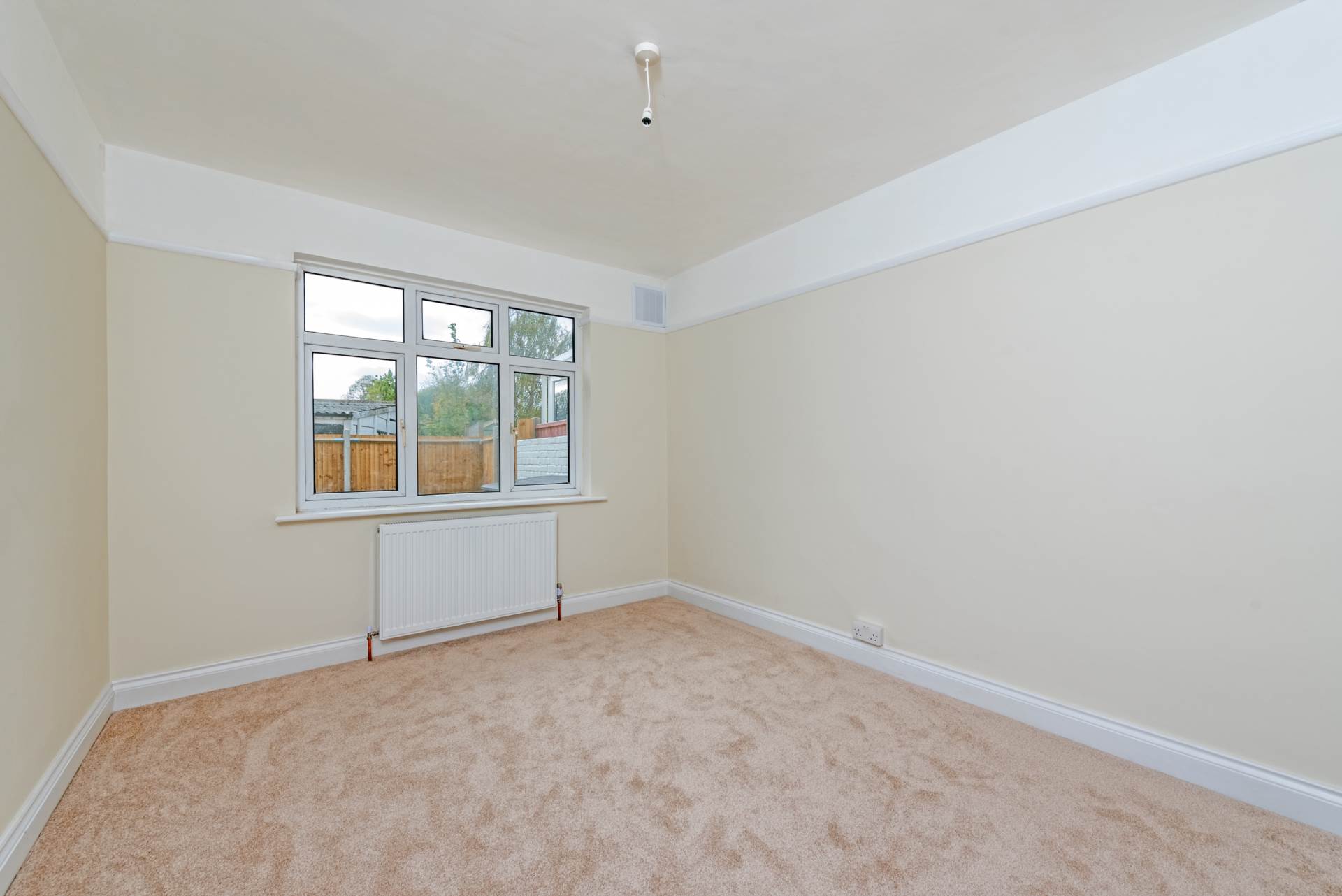 Tudor Drive, Morden, Image 6