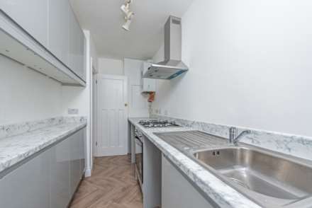 Tudor Drive, Morden, Image 3