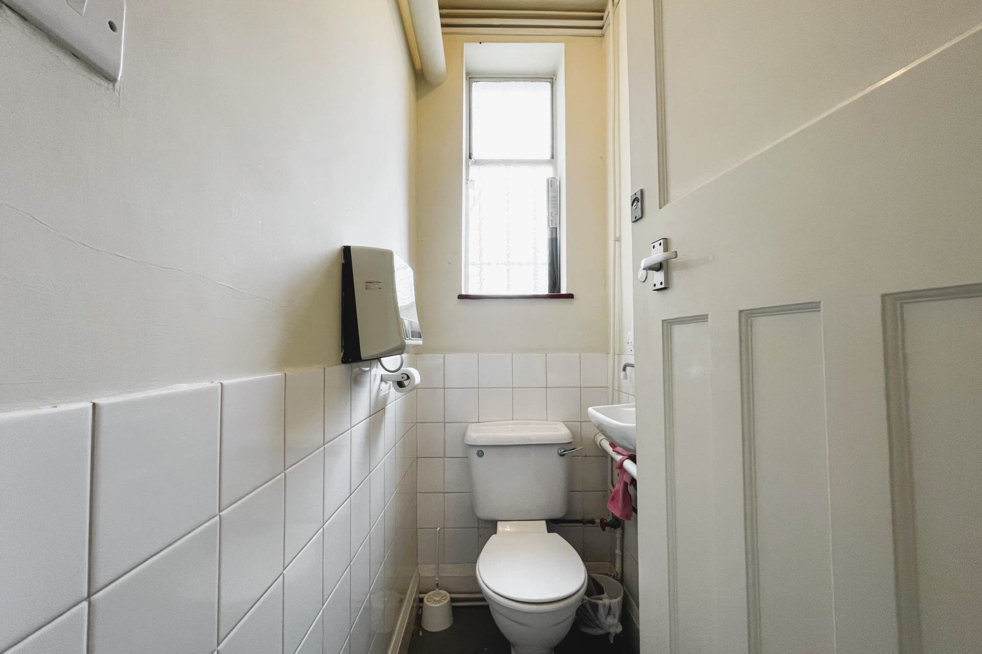 Brighton Road, Sutton, Image 10