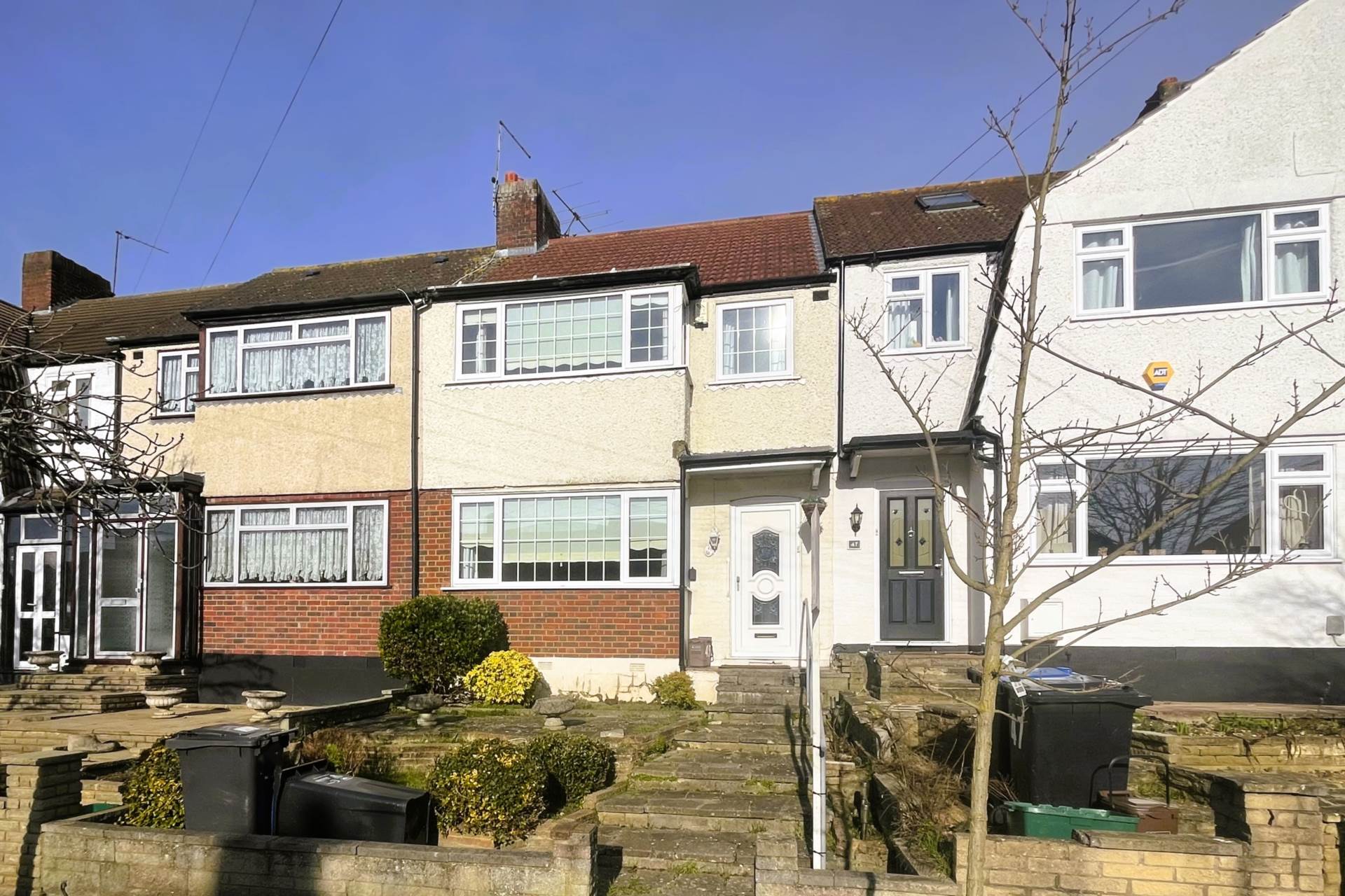 Rougemont Avenue, Morden, Image 1