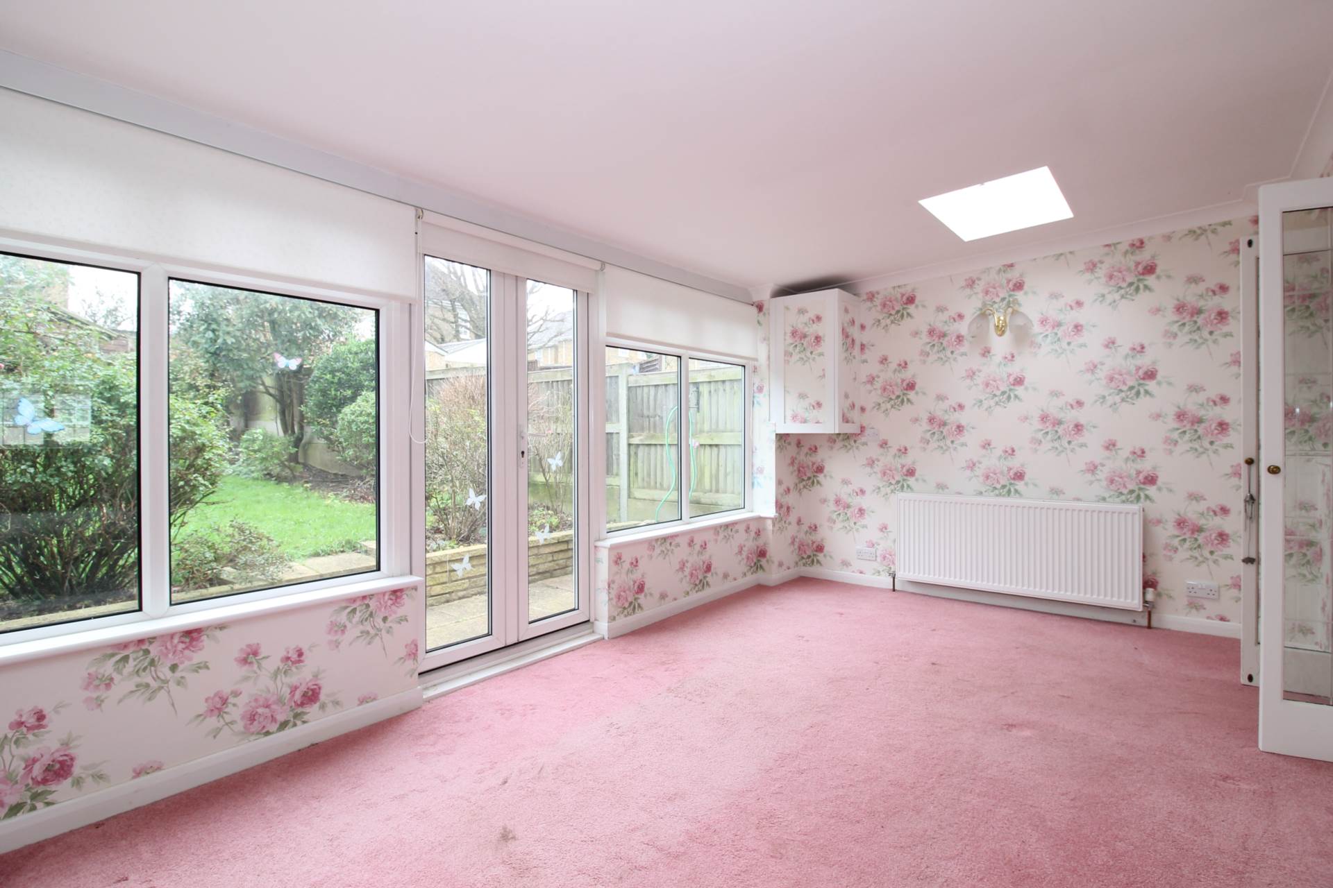Rougemont Avenue, Morden, Image 4