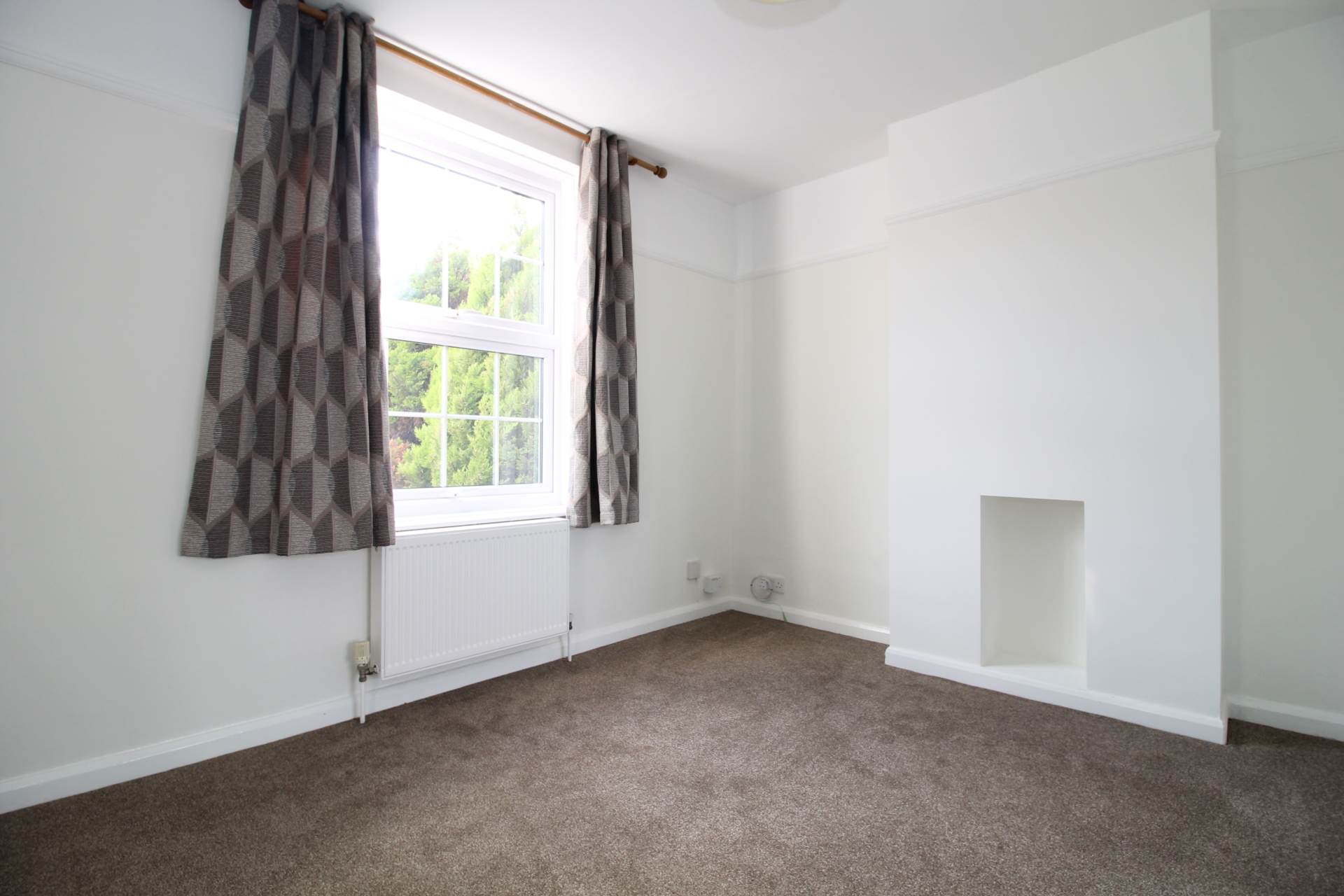 Central Road, Morden, Image 2