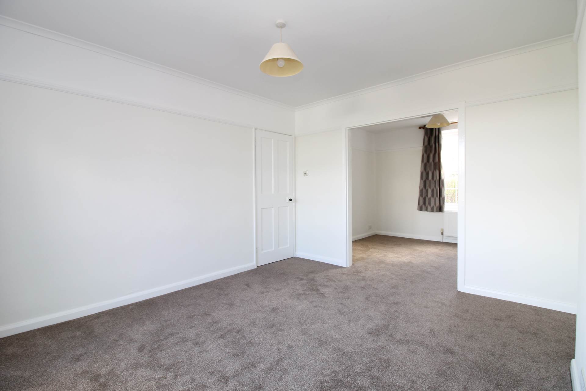 Central Road, Morden, Image 4