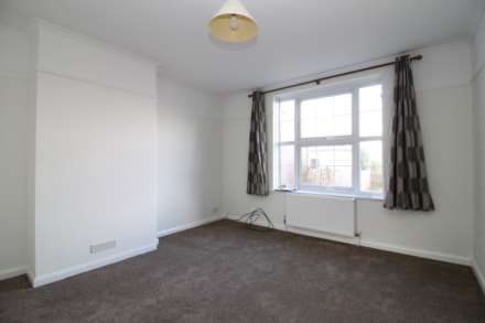 Central Road, Morden, Image 3