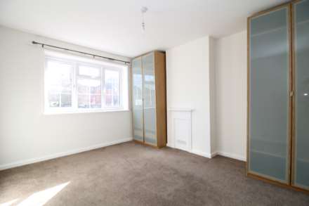 Central Road, Morden, Image 6
