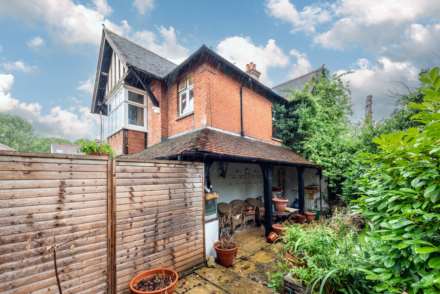 Wandle Road, Morden, Image 16