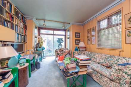 Wandle Road, Morden, Image 4