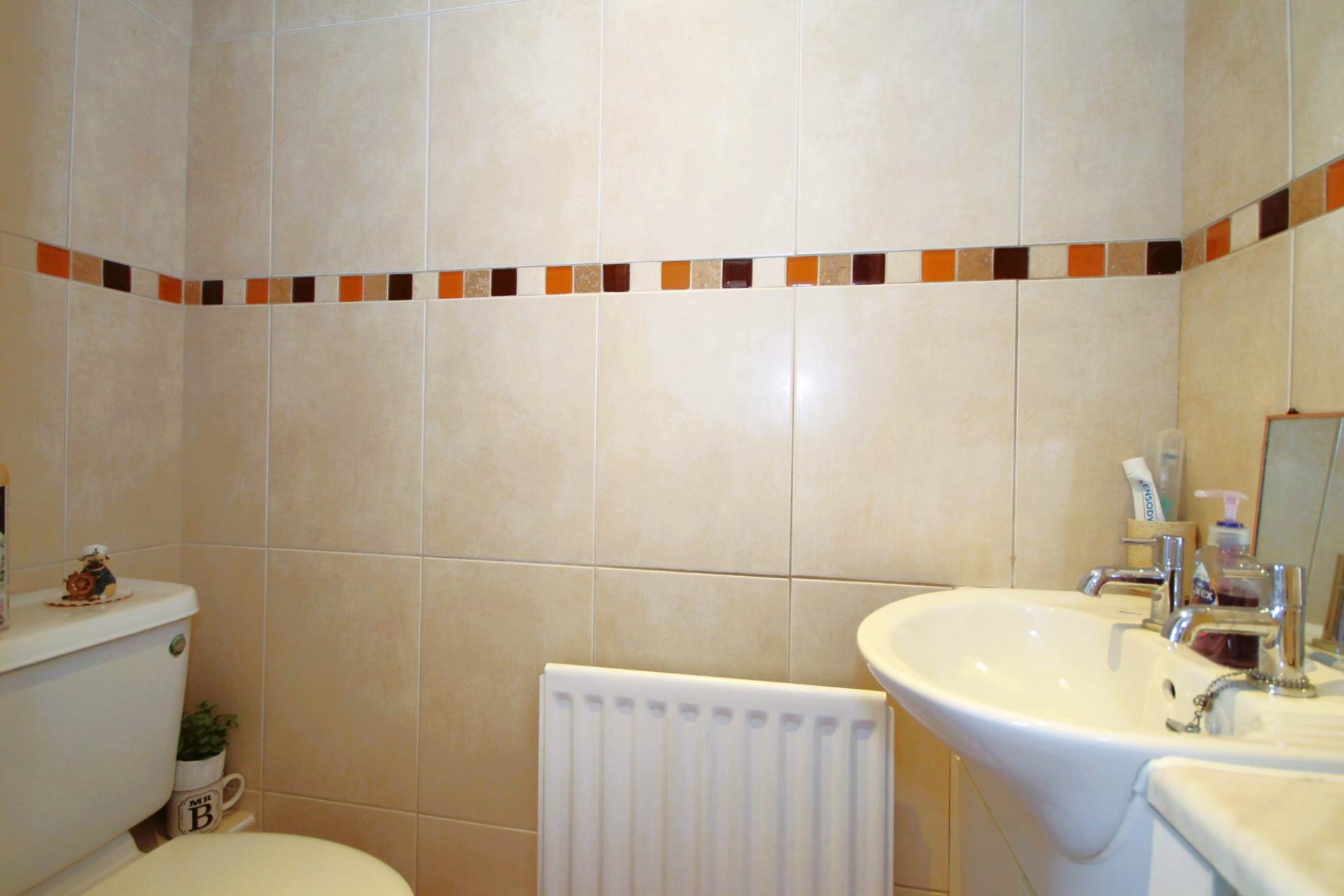 Broomloan Lane, Sutton, Image 6
