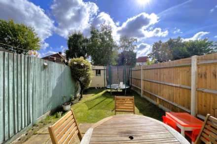Broomloan Lane, Sutton, Image 10
