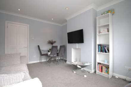 Tudor Drive, Morden, Image 3