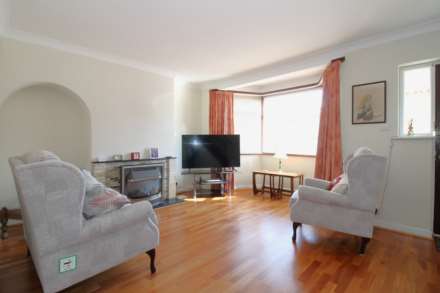 Woodstock Rise, Sutton, Image 2