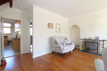 Woodstock Rise, Sutton, Image 3
