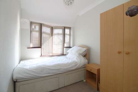 Woodstock Rise, Sutton, Image 9