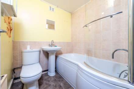 Collingwood Road, Sutton, Image 7