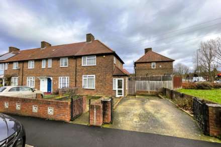 Newhouse Walk, Morden, Image 1
