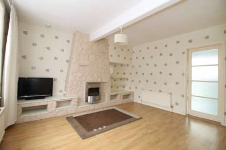 Newhouse Walk, Morden, Image 3