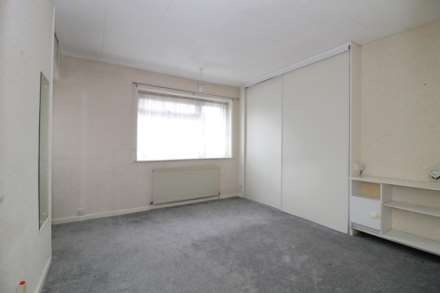 Newhouse Walk, Morden, Image 8