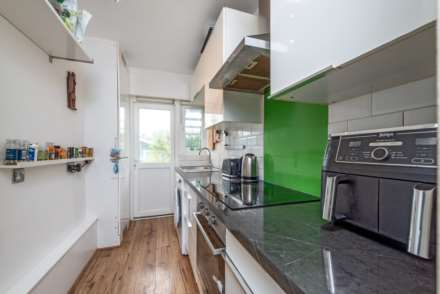 Tudor Drive, Morden, Image 3