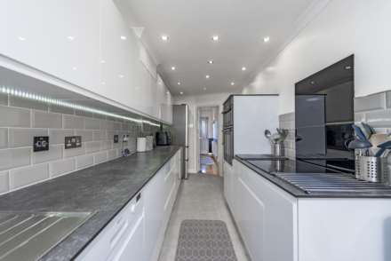 Seymour Avenue, Morden, Image 6