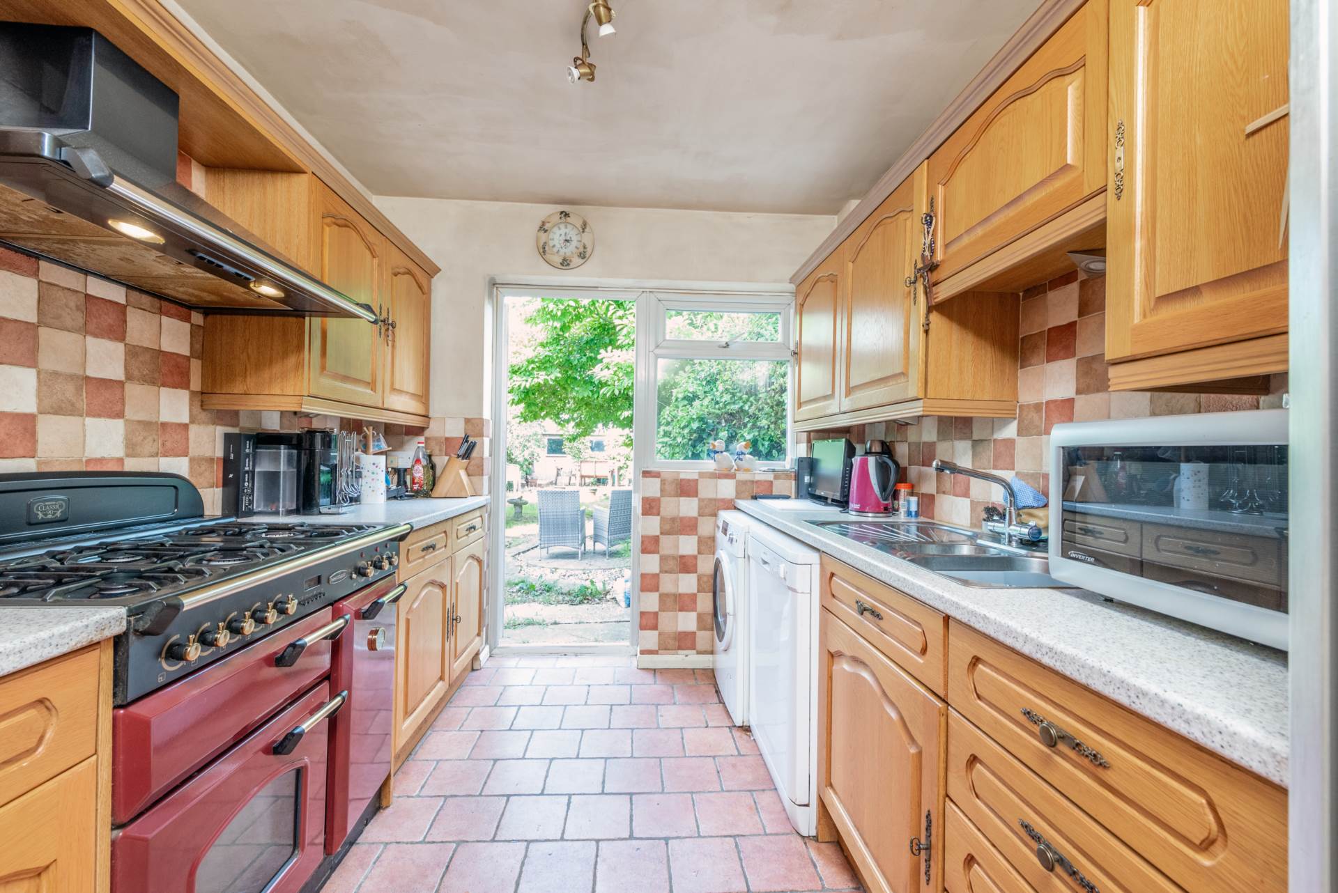 Seymour Avenue, Morden, Image 3