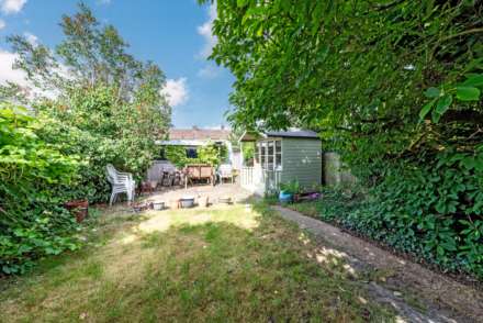 Seymour Avenue, Morden, Image 4