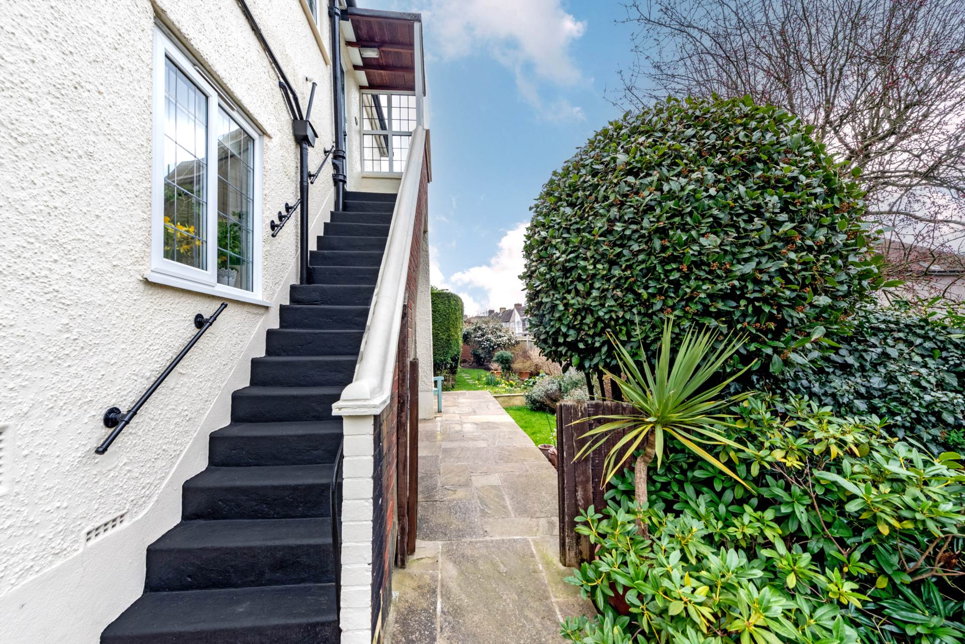 Epsom Road, Morden, Image 14