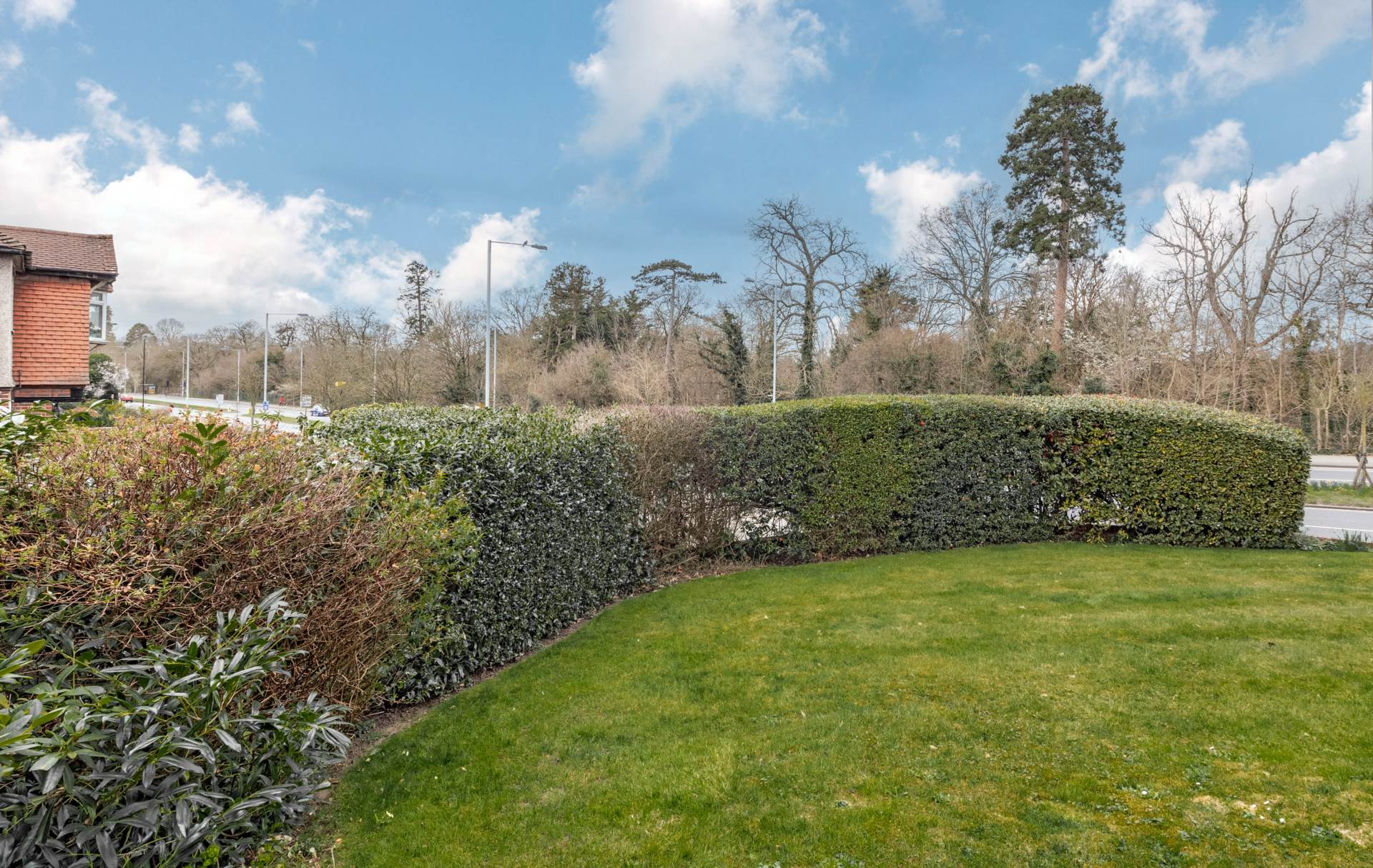 Epsom Road, Morden, Image 15