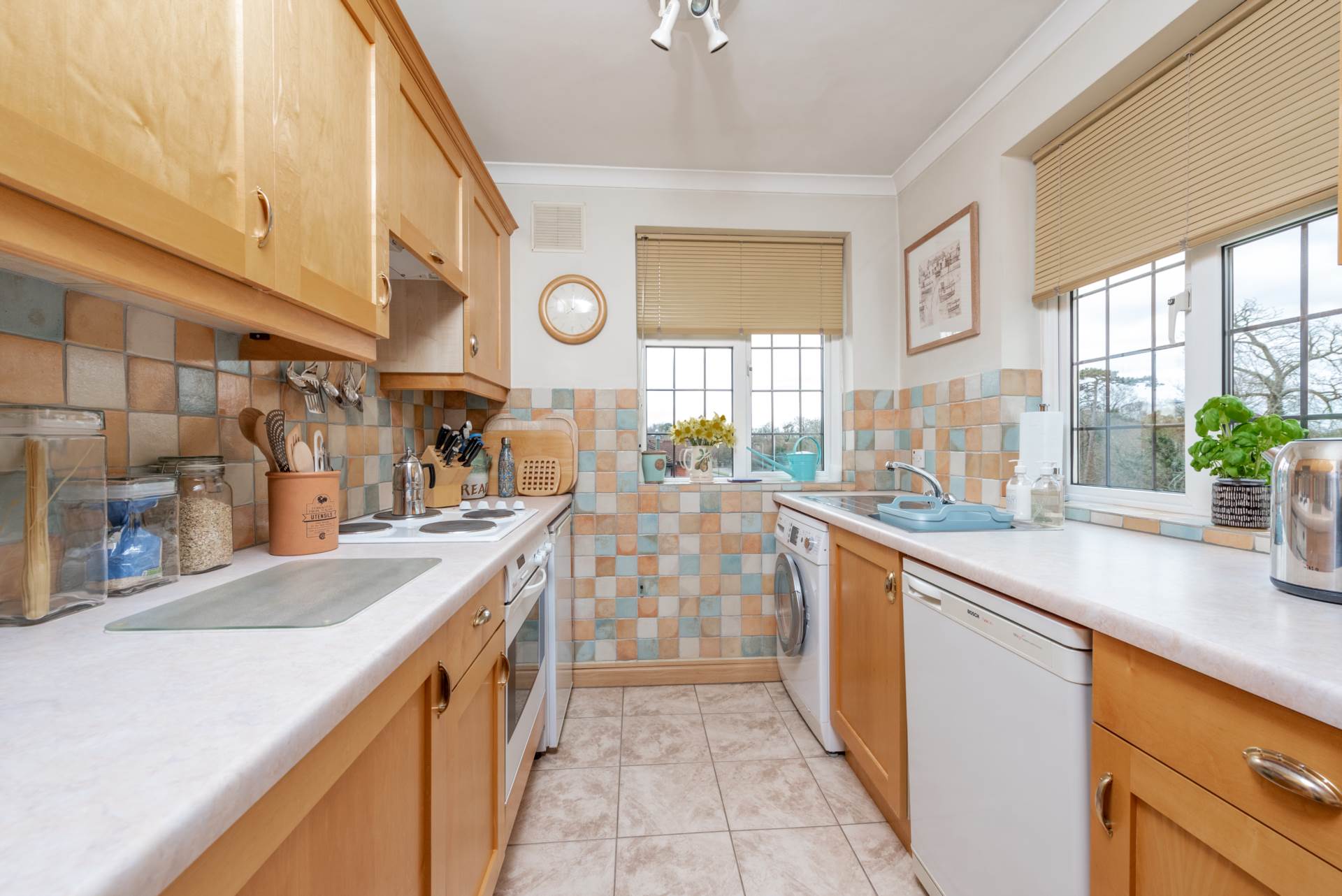 Epsom Road, Morden, Image 4