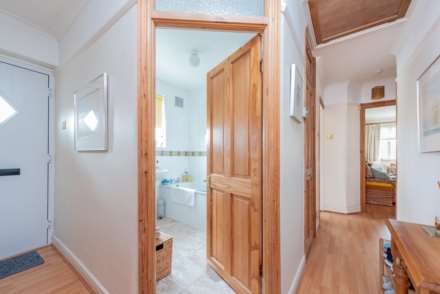 Epsom Road, Morden, Image 10